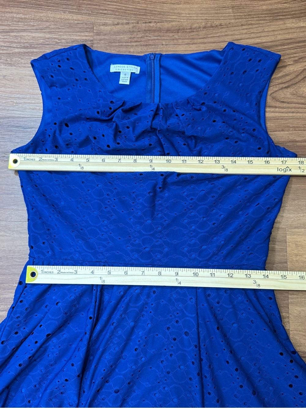 London Style Collection Vibrant Royal Blue Eyelet Fit and Flare Dress Size 6 - Picture 9 of 9